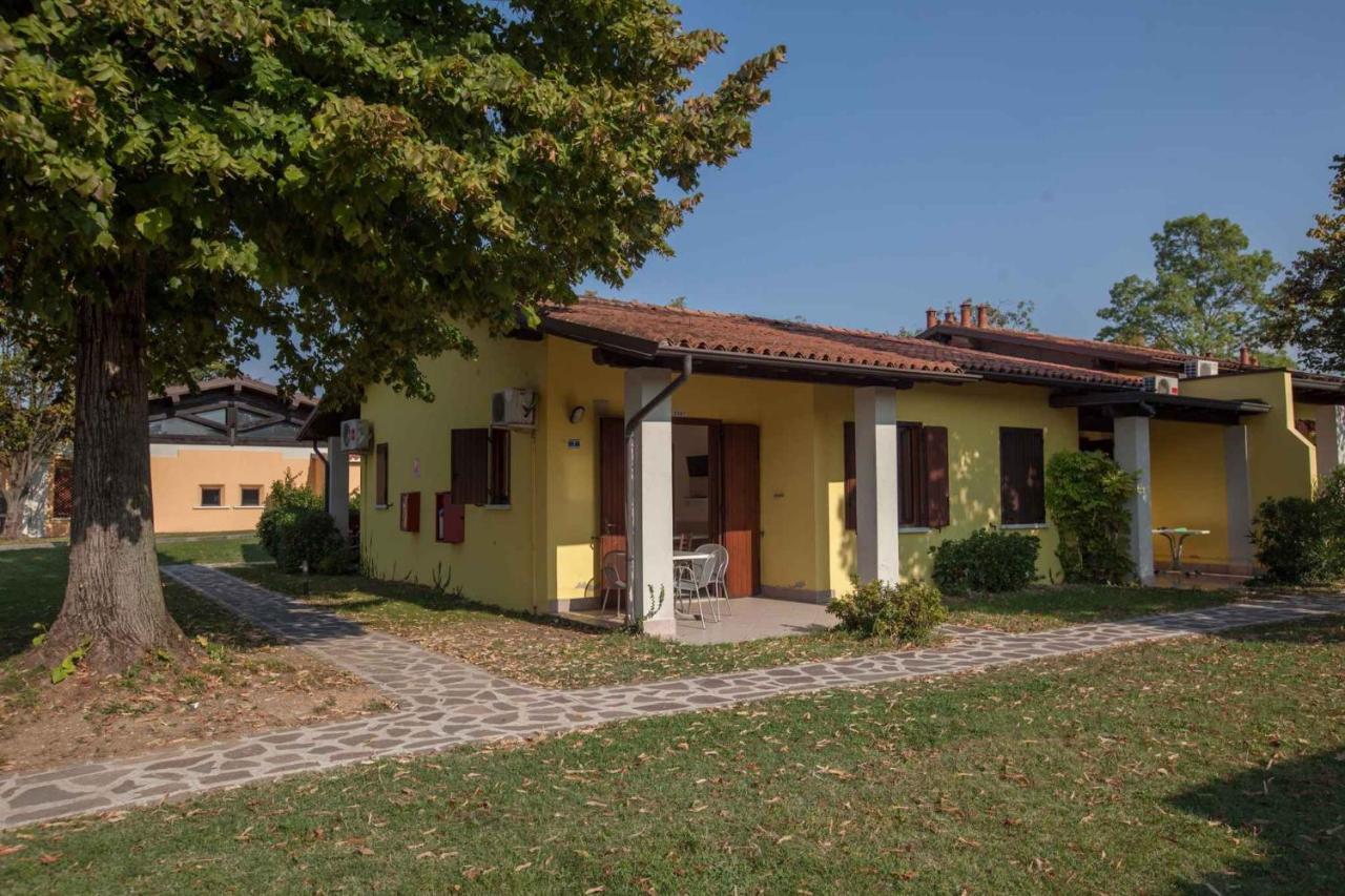 Holiday Homes In Sirmione/Gardasee 22174 Eksteriør bilde