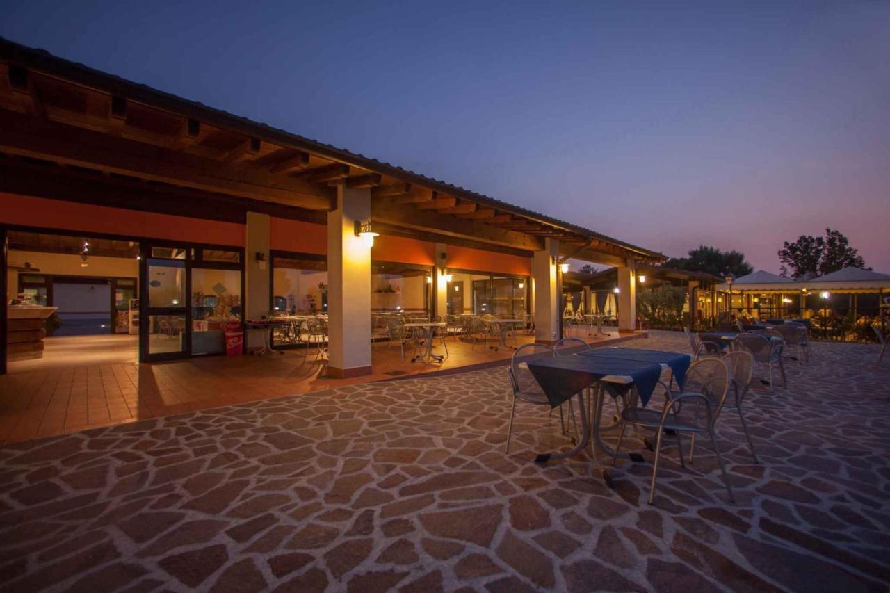 Holiday Homes In Sirmione/Gardasee 22174 Eksteriør bilde